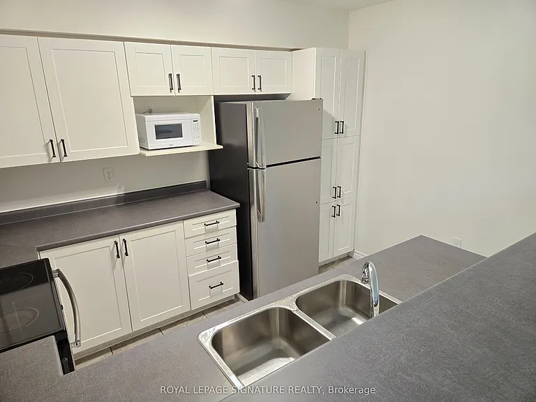 1460 Main St E #210 — Photo 5