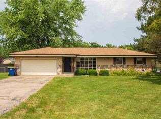 5794 Vesper Dr, South Beloit, IL 61080