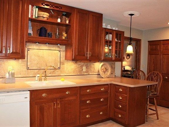 2nd image of 2711 Parkway Ct