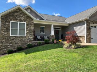 4140 Harbor View Dr, Morristown, TN 37814