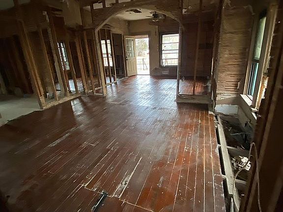 5th image of 1202 W Padon Ave