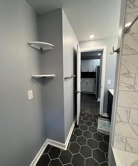 1924 E Genesee St #33 — Photo 14