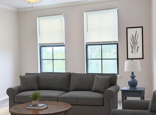 911 N Orange Ave APT 347, Orlando, FL 32801