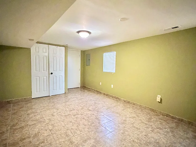 1131 N Gilmor St #B — Photo 9