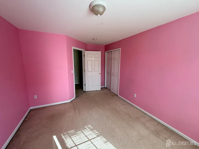 21 Van Syckle Blvd — Photo 15