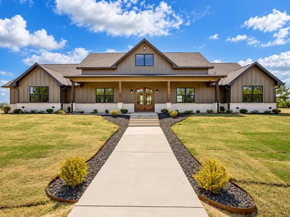 242 Private Road 2712, Mount Pleasant, TX 75455