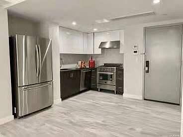 3rd image of 15815 Union Tpke Floor 4