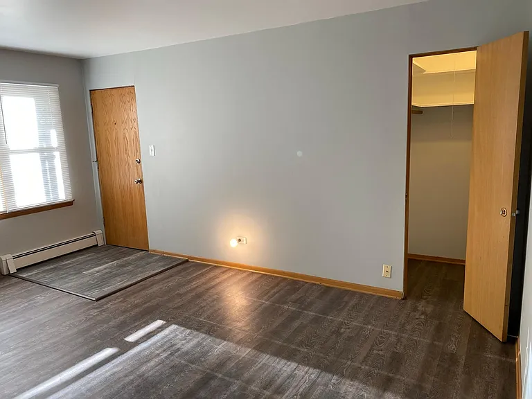 8239 Archer Ave #3 — Photo 6