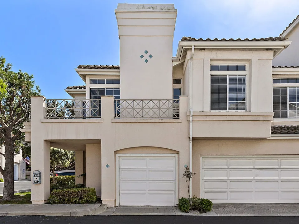 137 Shorebreaker Dr