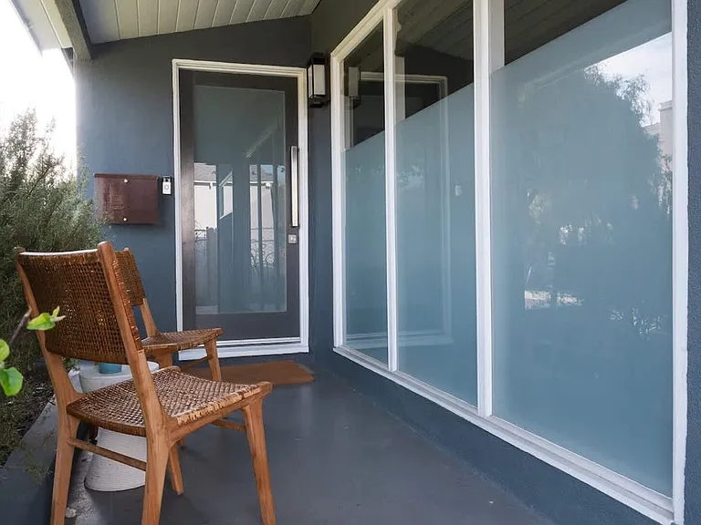 Lindblade St — Photo 16