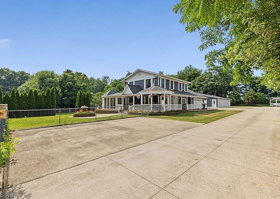 1st image of 2151 Beach Dr