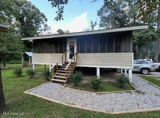 165 Plum Bluff Dr, Lucedale, MS 39452