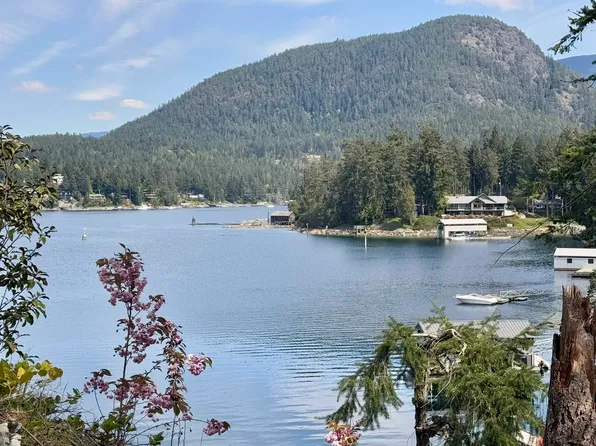 12814 Alexander Rd, Sunshine Coast, BC V0N 2H1