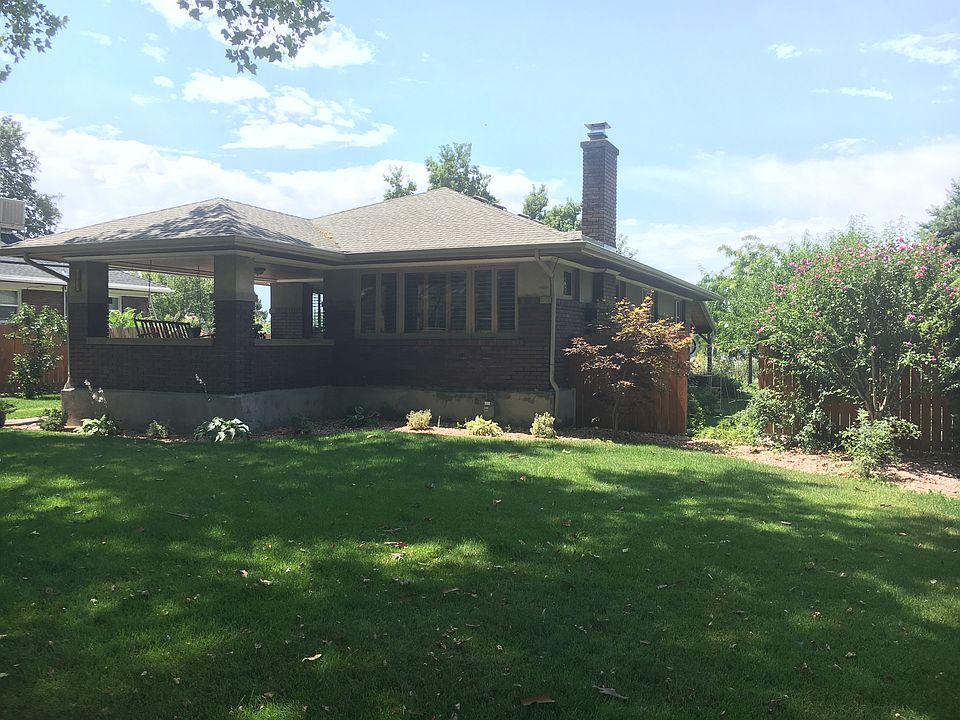 Shady front lawn, huge trees