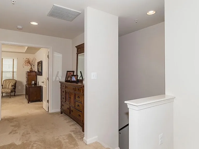 7870 Tilghman St — Photo 11