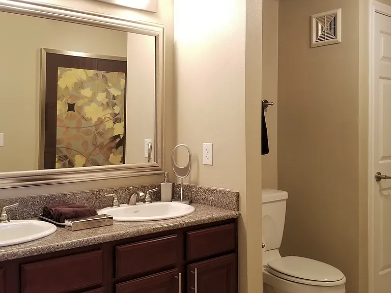 Residences at Gramercy — Photo 10