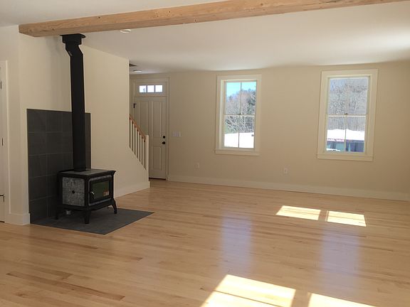 4th image of 309 NW Sharmin Dr