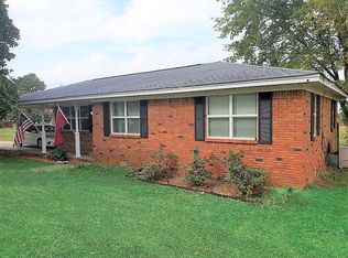 605 Ridge Rd, Golden, MS 38847
