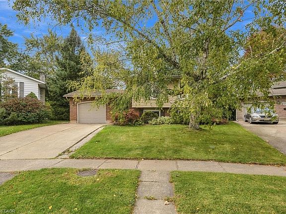 5th image of 3107 Ussher St