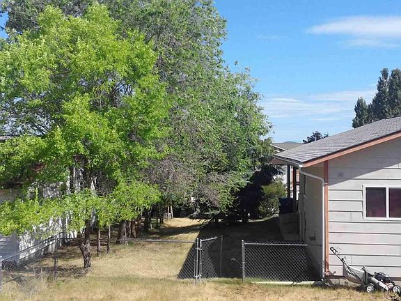 5th image of 503 21st Ave W