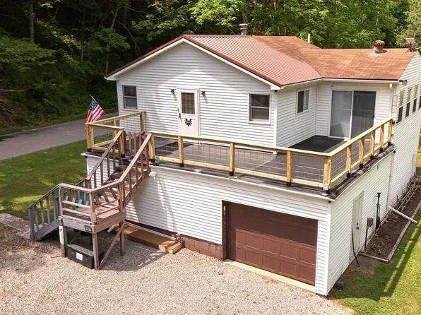 4667 Saint Clara Rd, Alum Bridge, WV 26321