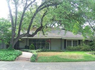 3220 Oakridge Ln, Waco, TX 76708