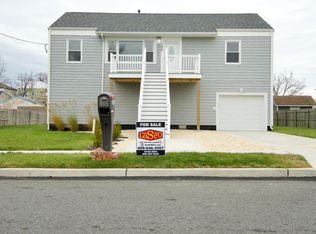 106 Toulon Ave, Egg Harbor Township, NJ 08234