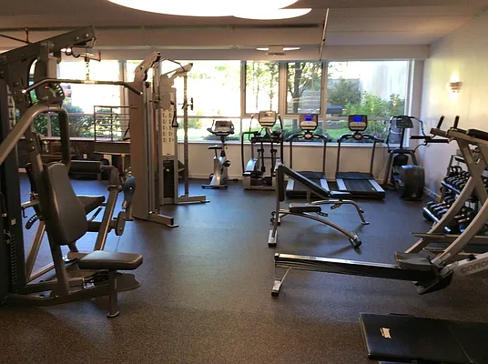 Sold by iList, LLC | media 16