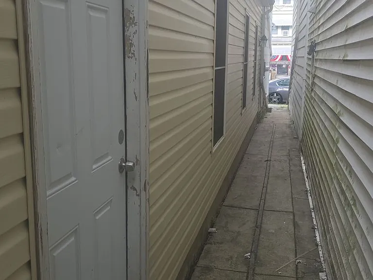 247 S 8th St — Photo 24