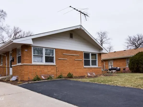 111 1/2 Dee Rd #111-1/2, North Aurora, IL 60542