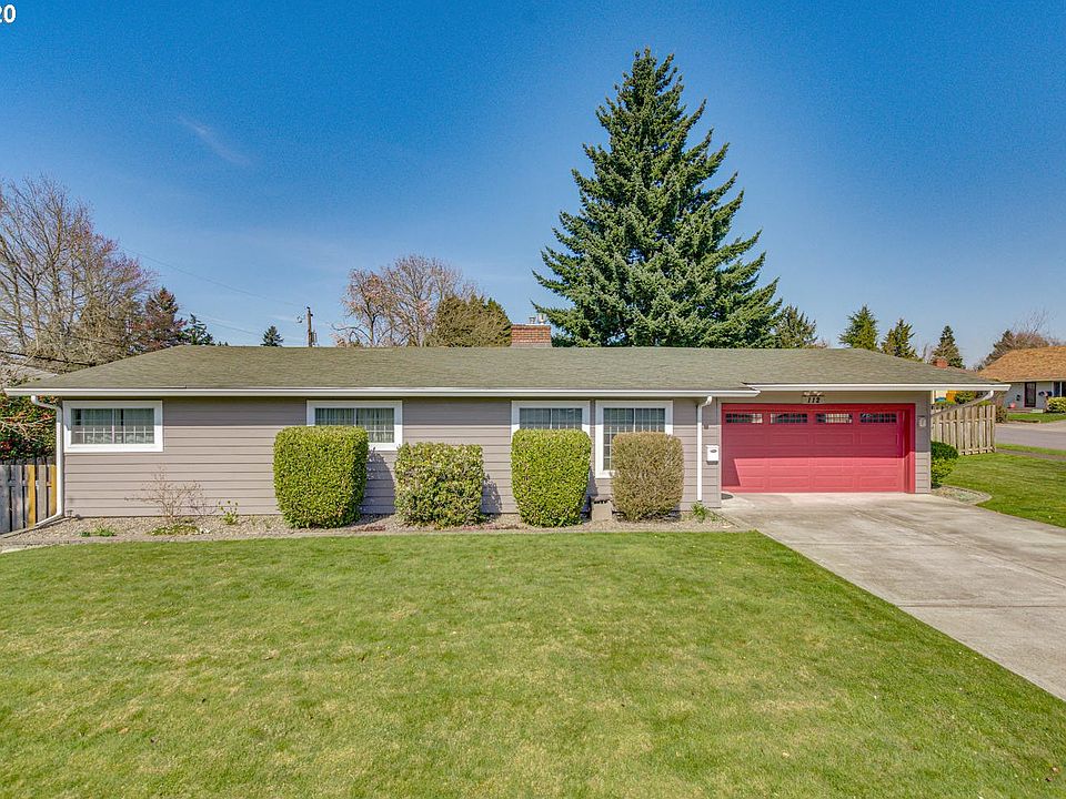 1st image of 112 NW Hazel Dell Way