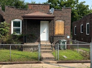 1517 Herder St, Saint Louis, MO 63107