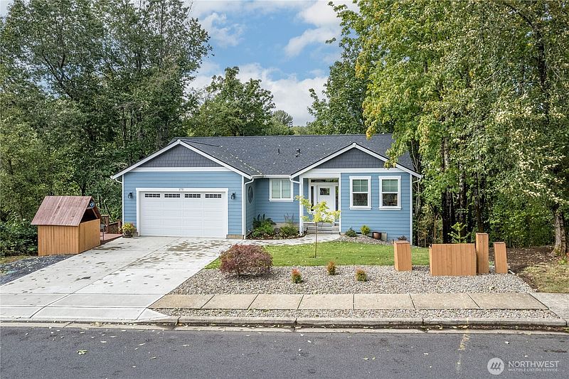 2nd image of 175 Shoreview Drive