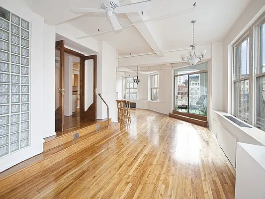 Sold by Sotheby's International Realty | media 28