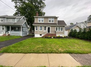 25 Oneil St, Bergenfield, NJ 07621
