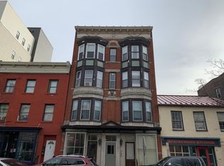 150 4th St #4, Troy, NY 12180