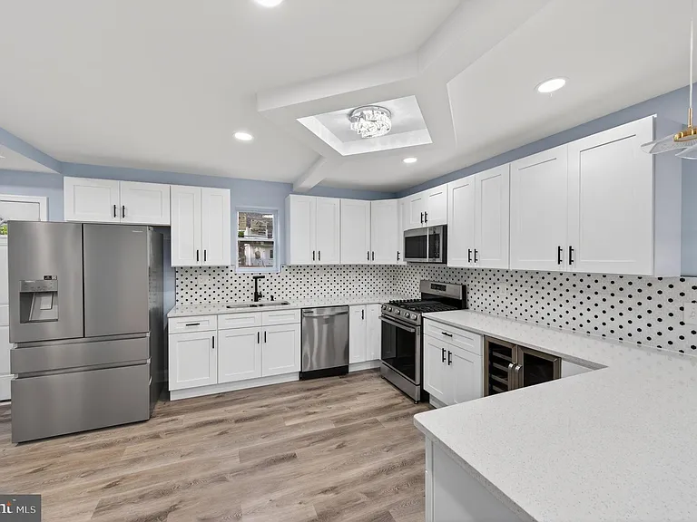 5306 Ethelbert Ave — Photo 4
