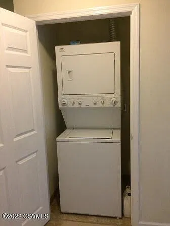 3 bed, 1320 sqft, $1,300 — Photo 4