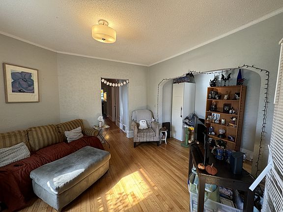 2nd image of 3954 Portland Ave #11280927