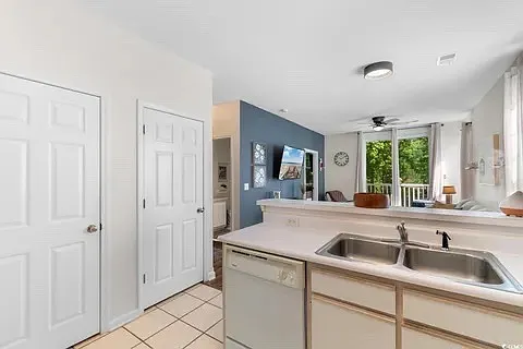 1298 River Oaks Dr #I — Photo 4