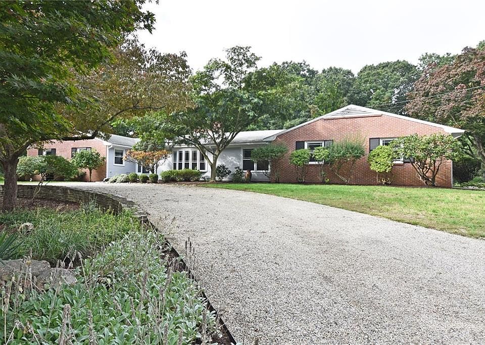 1st image of 151 Tanglewood Dr