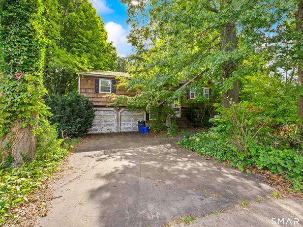 127 Old Field Lane, Milford, CT 06460