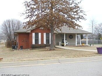 1st image of 400 Cedar Creek Dr