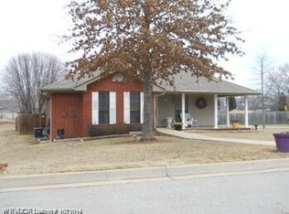 400 Cedar Creek Dr, Van Buren, AR 72956