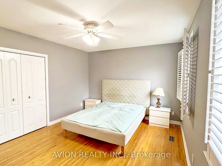 83 Lincoln Green Dr — Photo 15