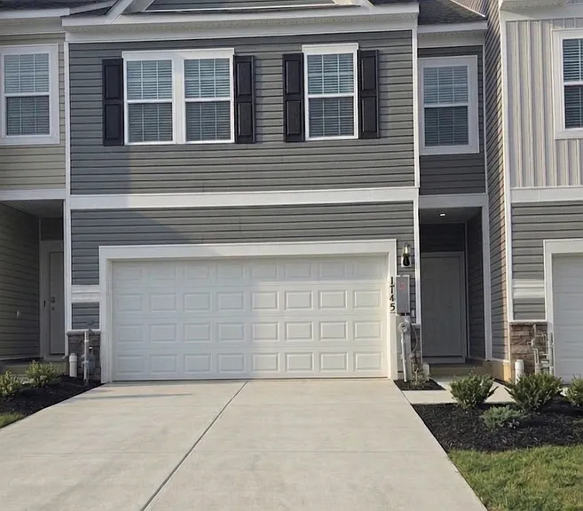 1745 Lawder Cir — Photo 1