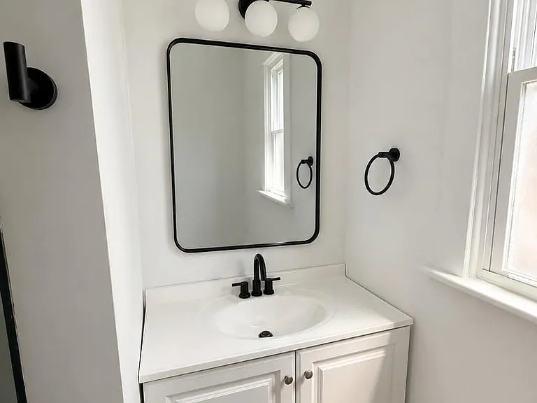 Unit Photo