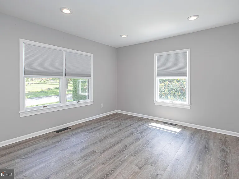125 Richardson Rd — Photo 17