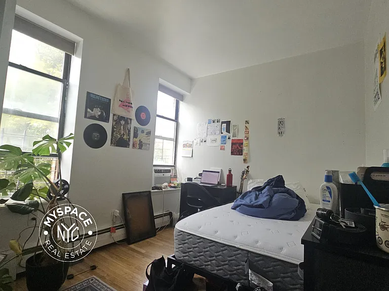 680 Monroe St #3E — Photo 10