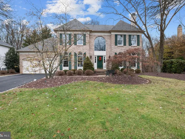 230 Cinnabar Ln, Yardley, PA 19067